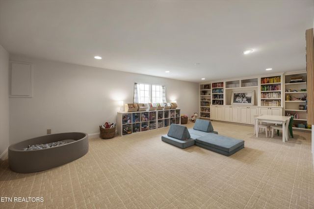 6707 Stone Mill Drive, Knoxville, TN 37919