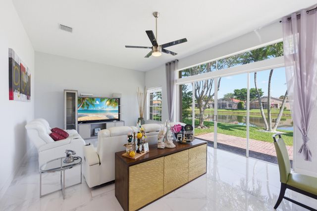 6703 Catania Drive, Boynton Beach, FL 33472