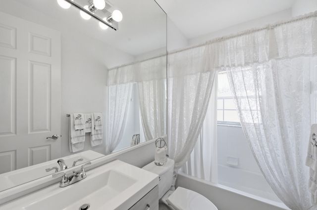 6703 Catania Drive, Boynton Beach, FL 33472