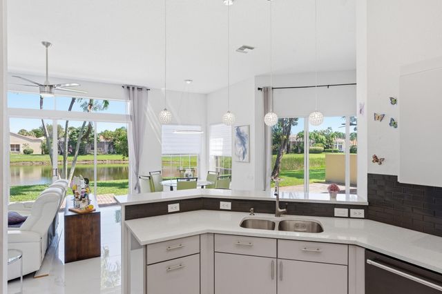6703 Catania Drive, Boynton Beach, FL 33472