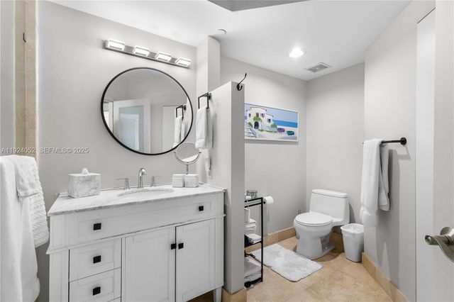 1330 West Ave 1712, Miami Beach, FL 33139