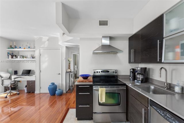 1330 West Ave 1712, Miami Beach, FL 33139