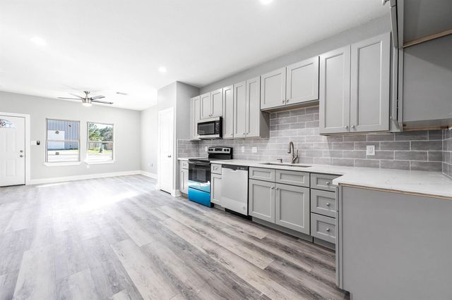 16986 W Hammon, Montgomery, TX 77316