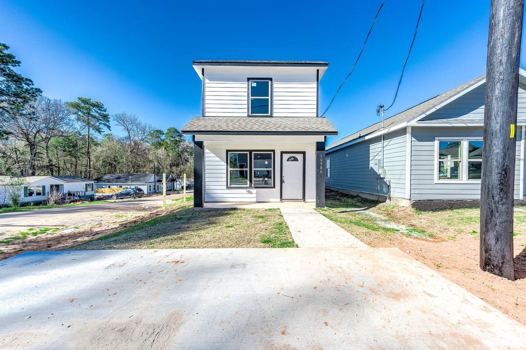 16986 W Hammon, Montgomery, TX 77316