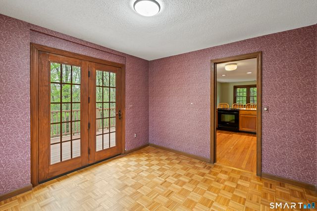 25 Michele Drive, Portland, CT 06480