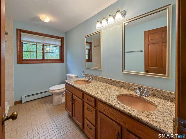 25 Michele Drive, Portland, CT 06480