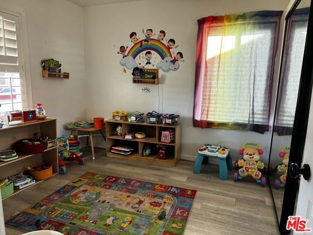 1317 W School Street, Compton, CA 90220