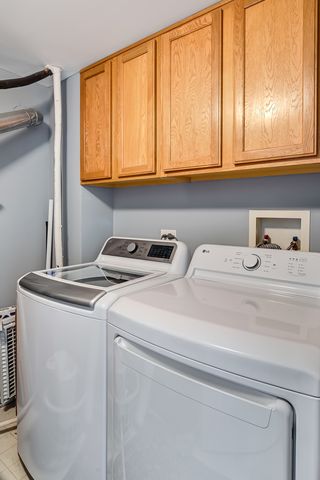 855 E 22nd Street 318, Lombard, IL 60148