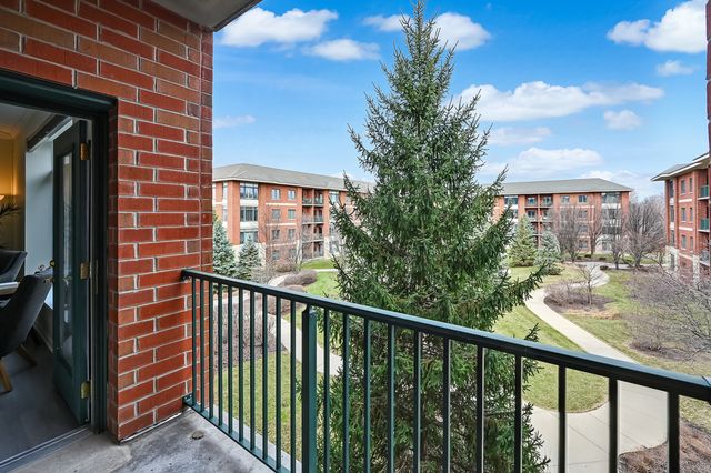 855 E 22nd Street 318, Lombard, IL 60148