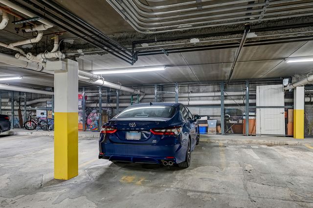 855 E 22nd Street 318, Lombard, IL 60148