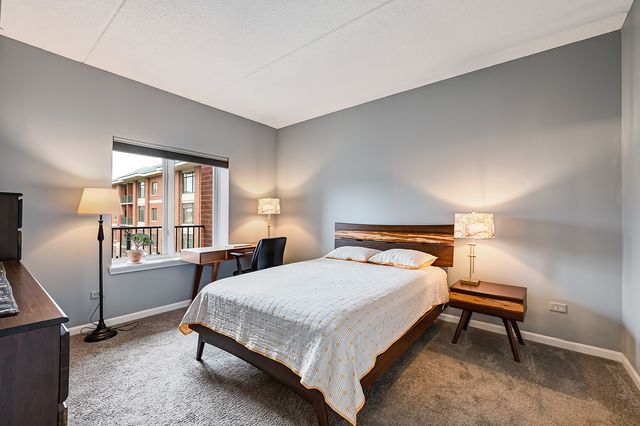 855 E 22nd Street 318, Lombard, IL 60148