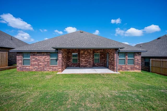 511 Virginia Avenue, Newcastle, OK 73065