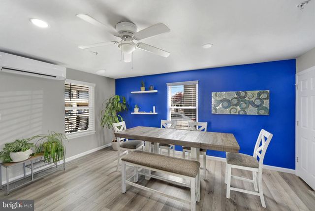 16 W WALNUT ST, North East, MD 21901