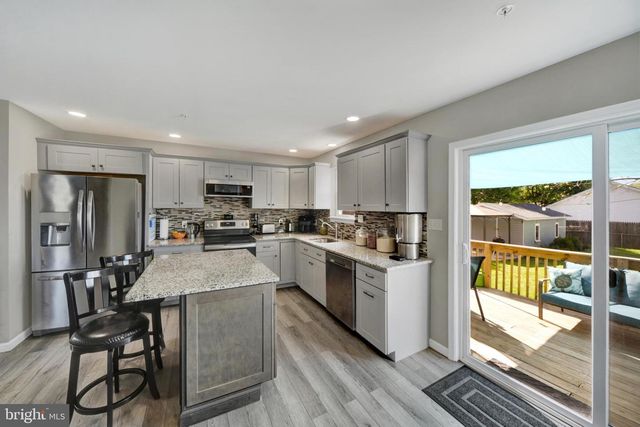 16 W WALNUT ST, North East, MD 21901