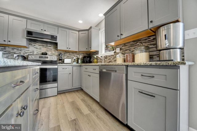 16 W WALNUT ST, North East, MD 21901