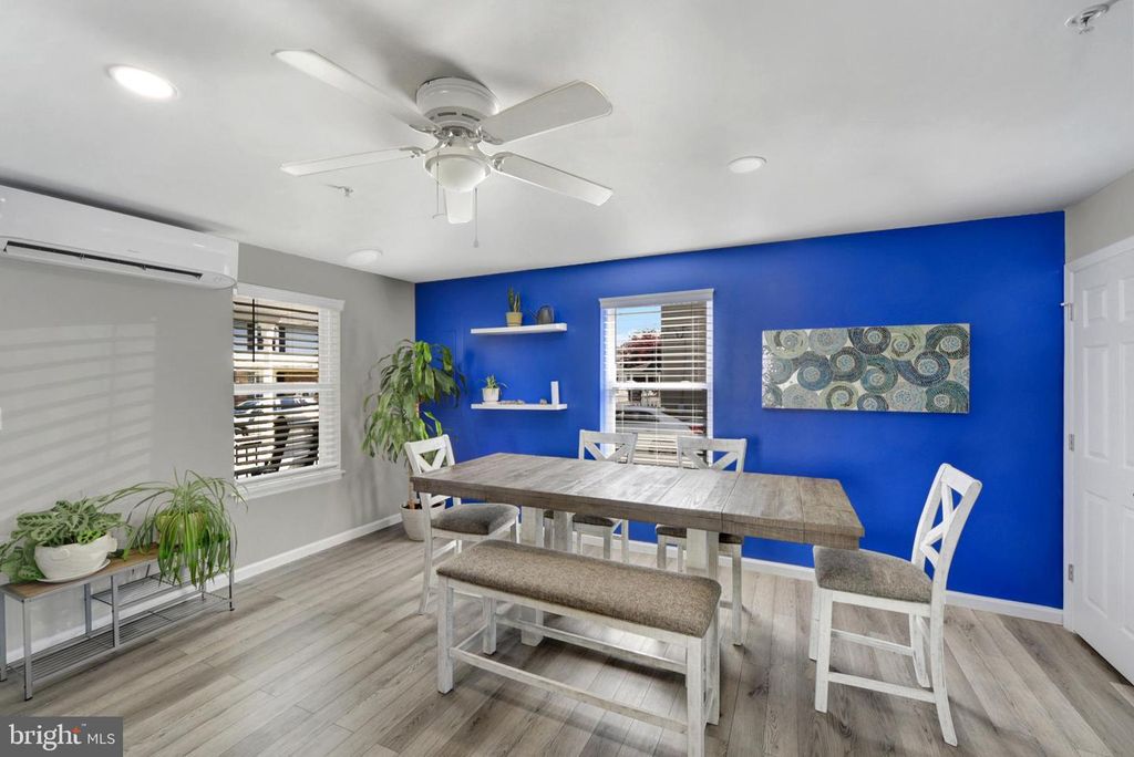 Image 14 of property listing at 16 W WALNUT ST, North East, MD 21901