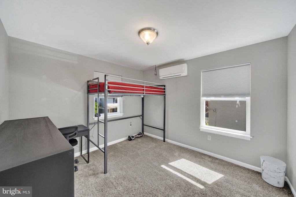 Image 30 of property listing at 16 W WALNUT ST, North East, MD 21901