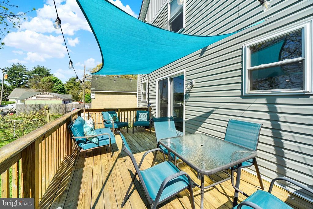 Image 7 of property listing at 16 W WALNUT ST, North East, MD 21901