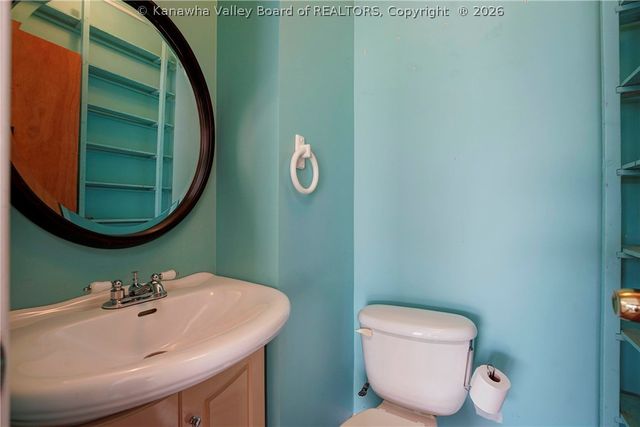 76 Precious Drive, Hurricane, WV 25526