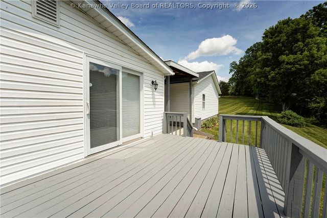 76 Precious Drive, Hurricane, WV 25526