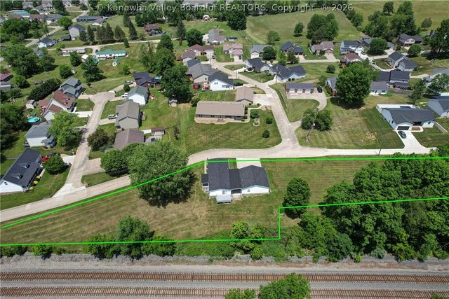 76 Precious Drive, Hurricane, WV 25526