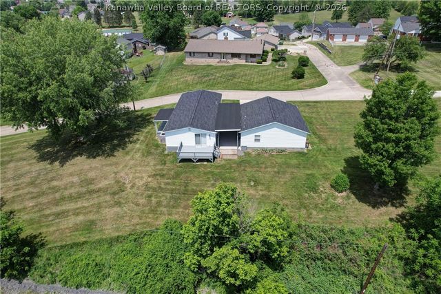 76 Precious Drive, Hurricane, WV 25526