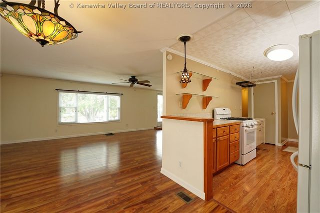 76 Precious Drive, Hurricane, WV 25526