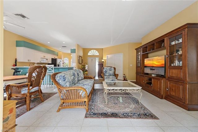 25060 Bay Cedar DR, Bonita Springs, FL 34134