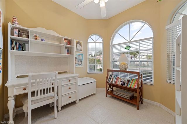 25060 Bay Cedar DR, Bonita Springs, FL 34134