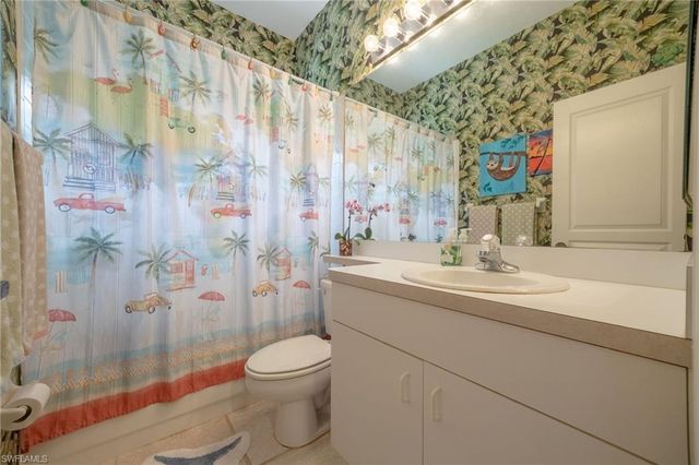 25060 Bay Cedar DR, Bonita Springs, FL 34134