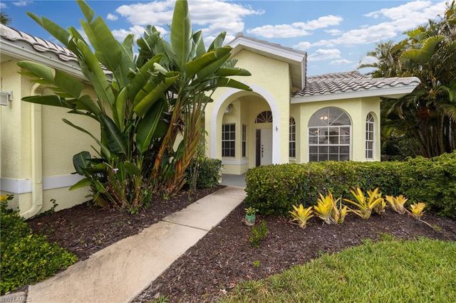25060 Bay Cedar DR, Bonita Springs, FL 34134