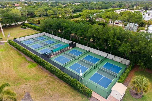 25060 Bay Cedar DR, Bonita Springs, FL 34134