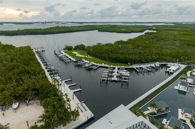 25060 Bay Cedar DR, Bonita Springs, FL 34134