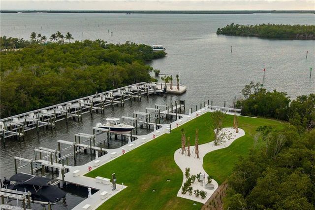 25060 Bay Cedar DR, Bonita Springs, FL 34134