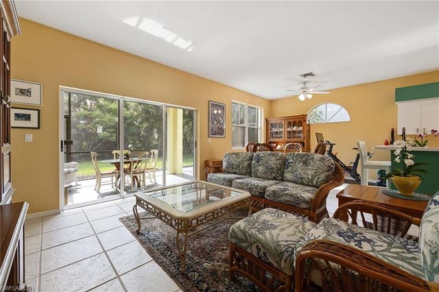 25060 Bay Cedar DR, Bonita Springs, FL 34134