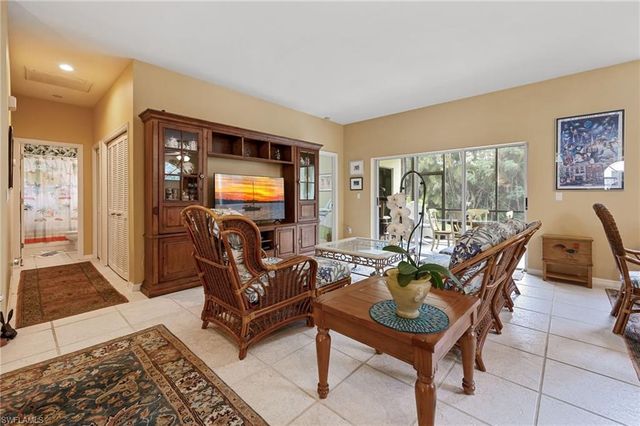 25060 Bay Cedar DR, Bonita Springs, FL 34134