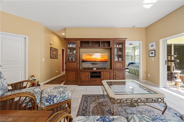 25060 Bay Cedar DR, Bonita Springs, FL 34134