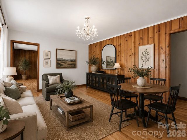 39 Hawthorne Lane, Burnsville, NC 28714