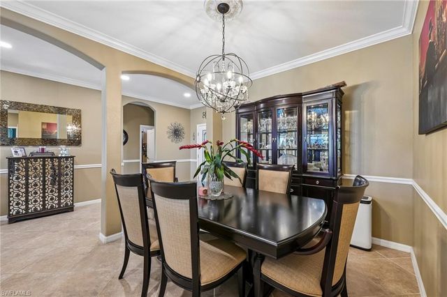 2115 Vermont LN, Naples, FL 34120