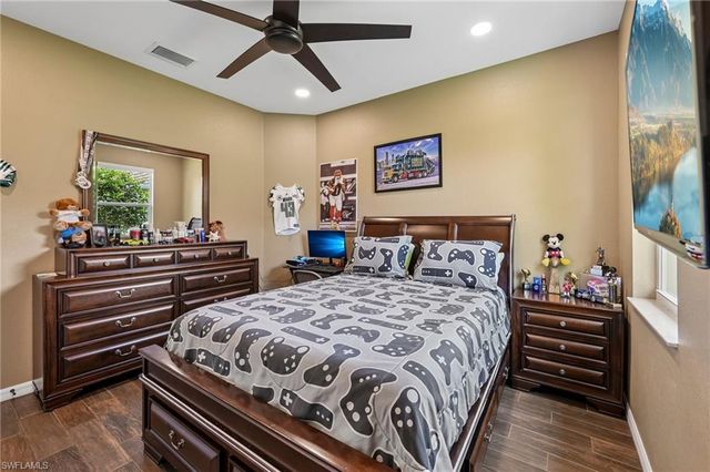 2115 Vermont LN, Naples, FL 34120