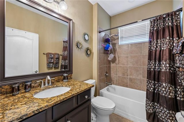 2115 Vermont LN, Naples, FL 34120