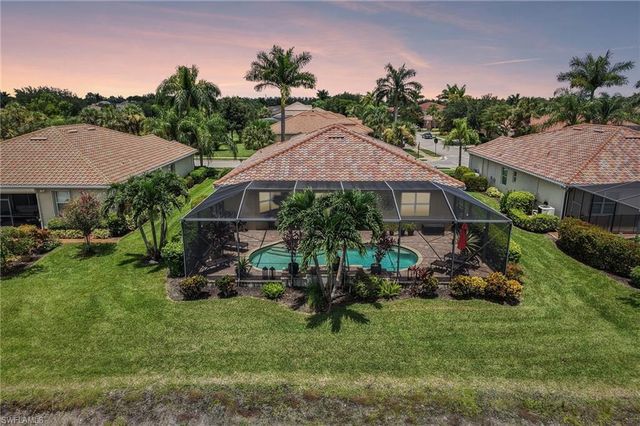 2115 Vermont LN, Naples, FL 34120