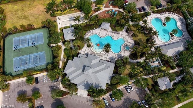 2115 Vermont LN, Naples, FL 34120