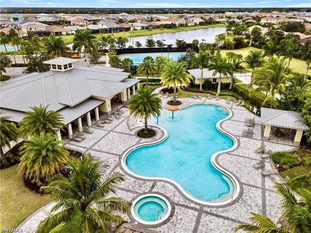 2115 Vermont LN, Naples, FL 34120