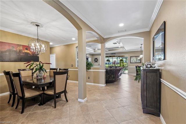 2115 Vermont LN, Naples, FL 34120