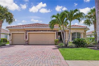 2115 Vermont LN, Naples, FL 34120