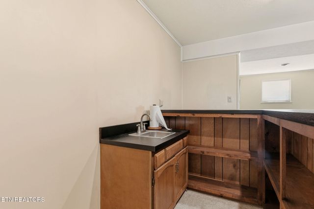 513 Vista Drive, Clinton, TN 37716