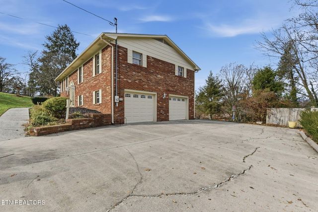 513 Vista Drive, Clinton, TN 37716