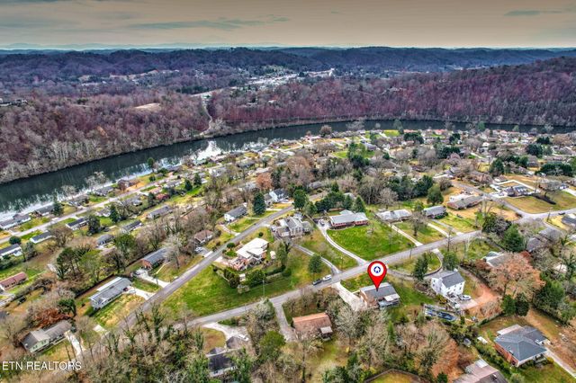 513 Vista Drive, Clinton, TN 37716