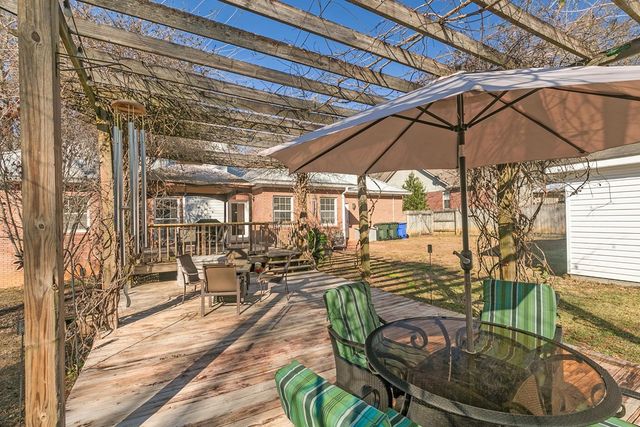 2423 Stonewood Drive, Dothan, AL 36301